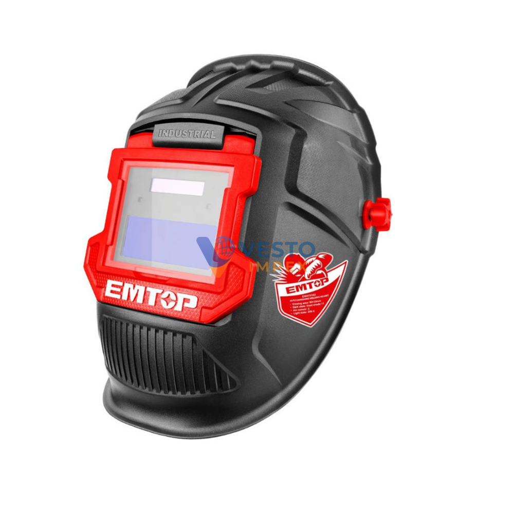 Auto darkening welding helmet